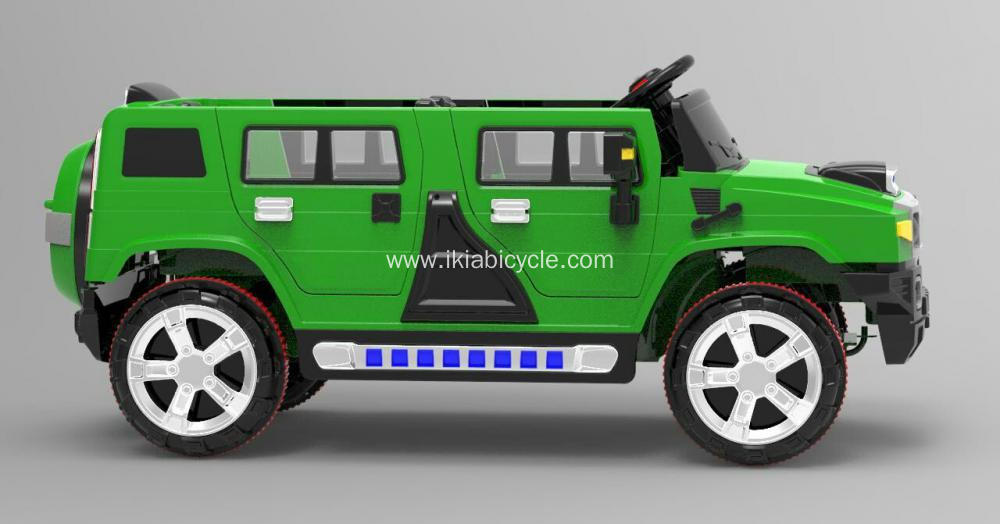 Elektrische auto groene kleurenrit op de auto